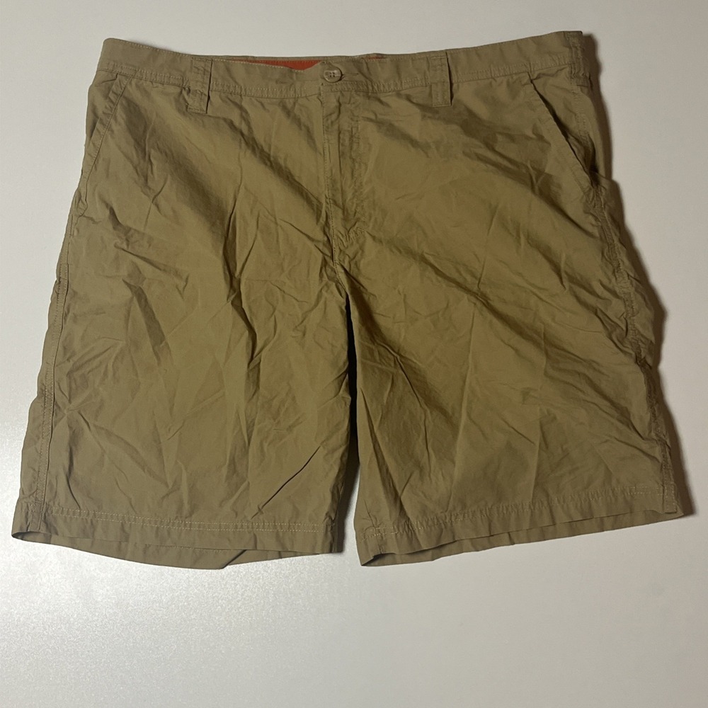 Columbia Washed Out Shorts Size 40x10 (Actual 41x9.5) Lightweight Outdoor Short